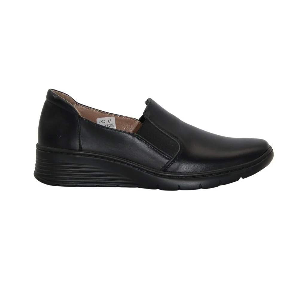 Women's black shoes Wasak (Poland) model 4758