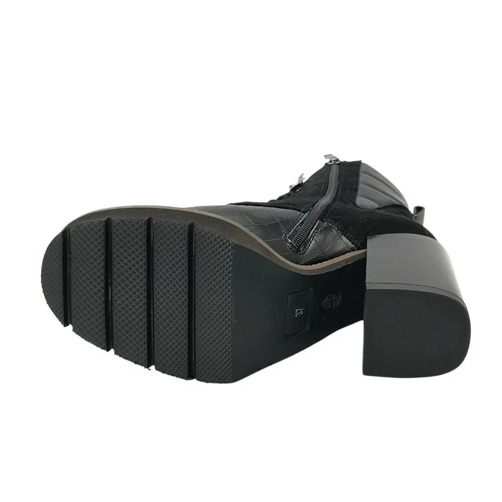 Жіночі чорні демісезонні черевики Visconi 2684365-365 4884