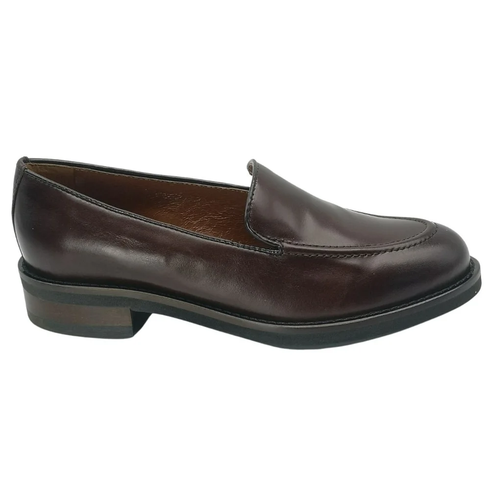 Women's brown loafers Solo Femme (Poland) model 5148