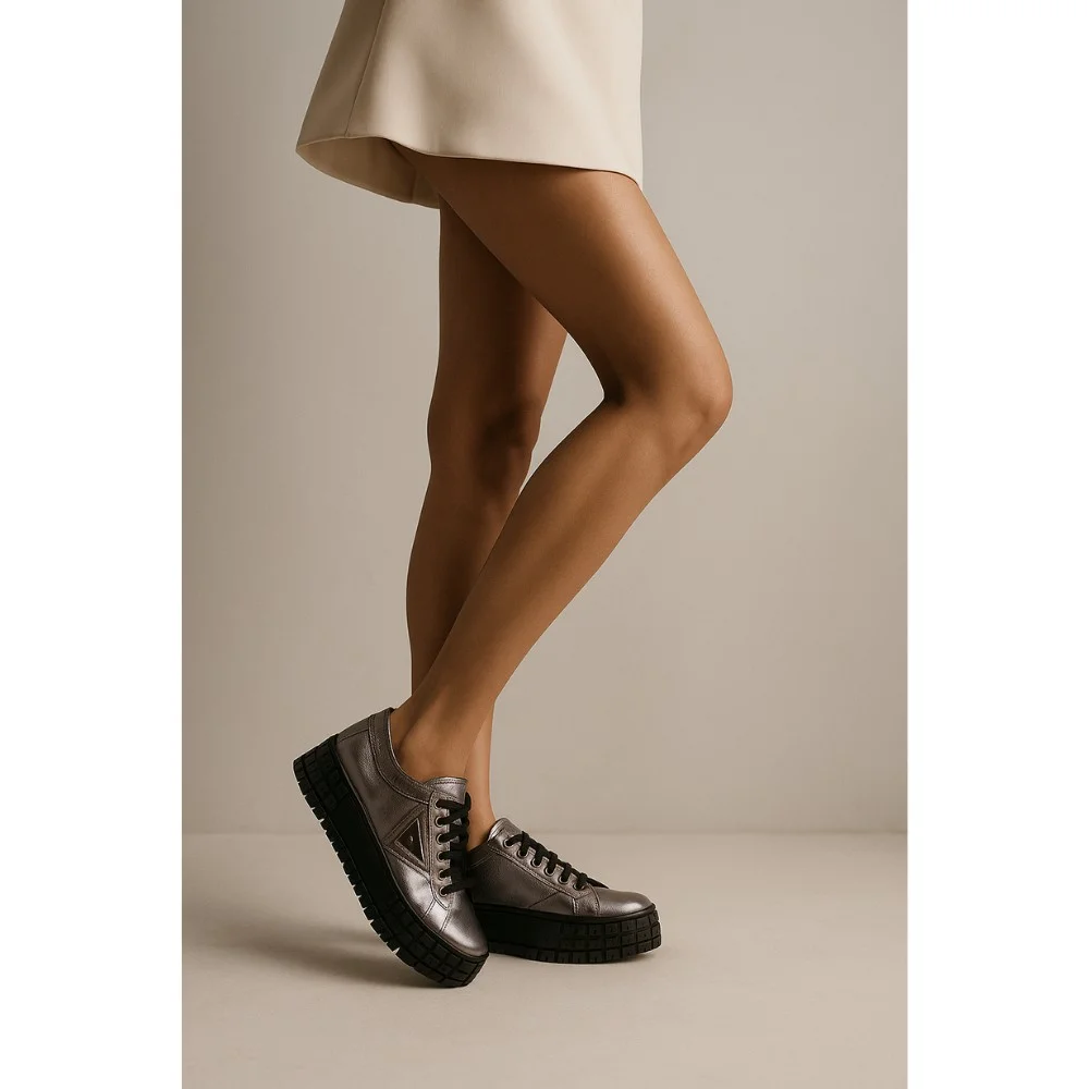 Жіночі сріблясті кеди Contes Польща арт 557-platy-caly