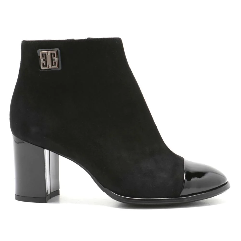 Чёрные классические ботинки Marko 0733B-041-021-4 из натуральной кожи модель 5266