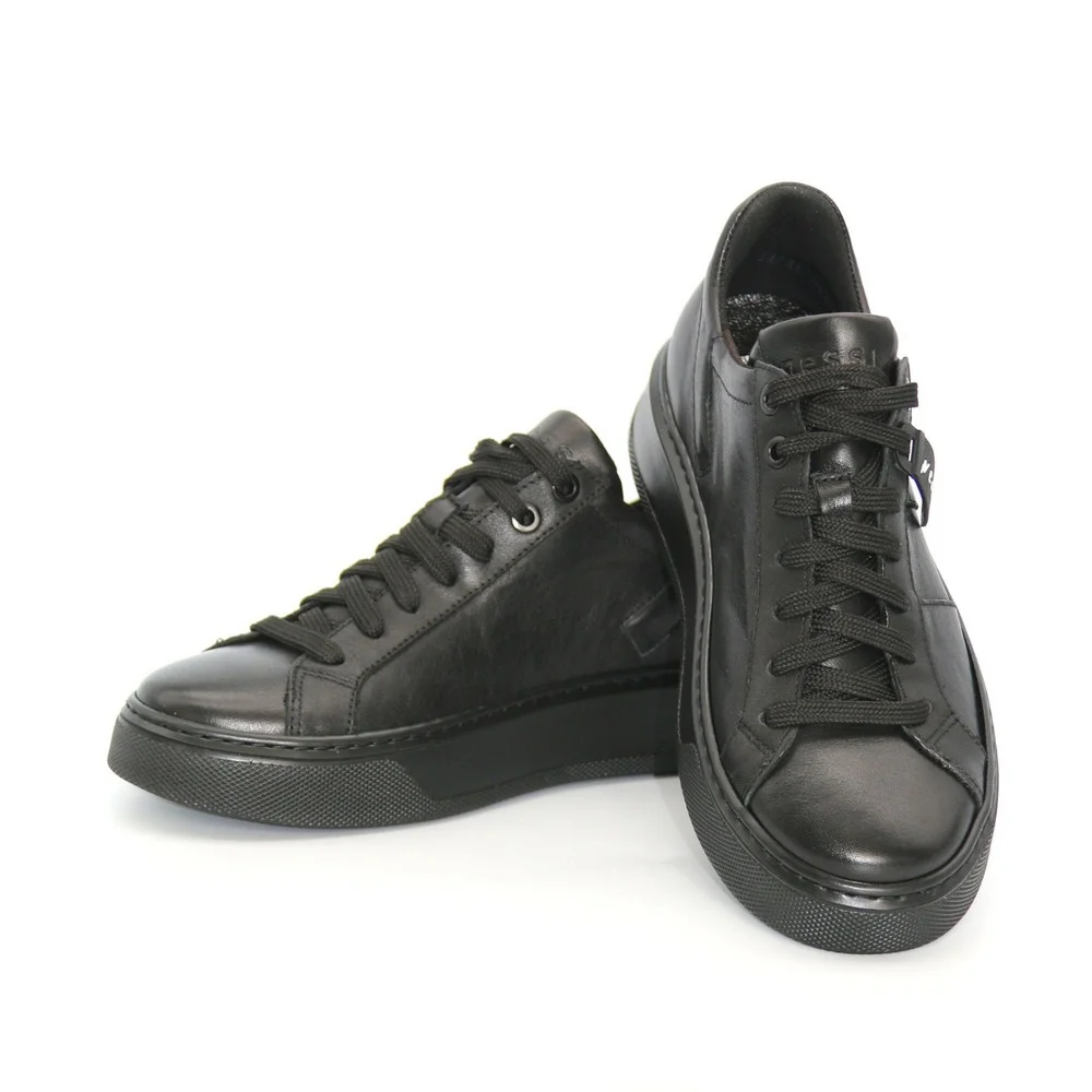 Nessi women's leather sneakers (Poland) model 5418