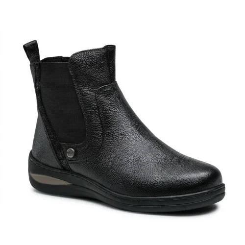 Women's black leather Go Soft WI23-LIPARI-02 Black 5424 leather boots for autumn and spring from the Polish brand