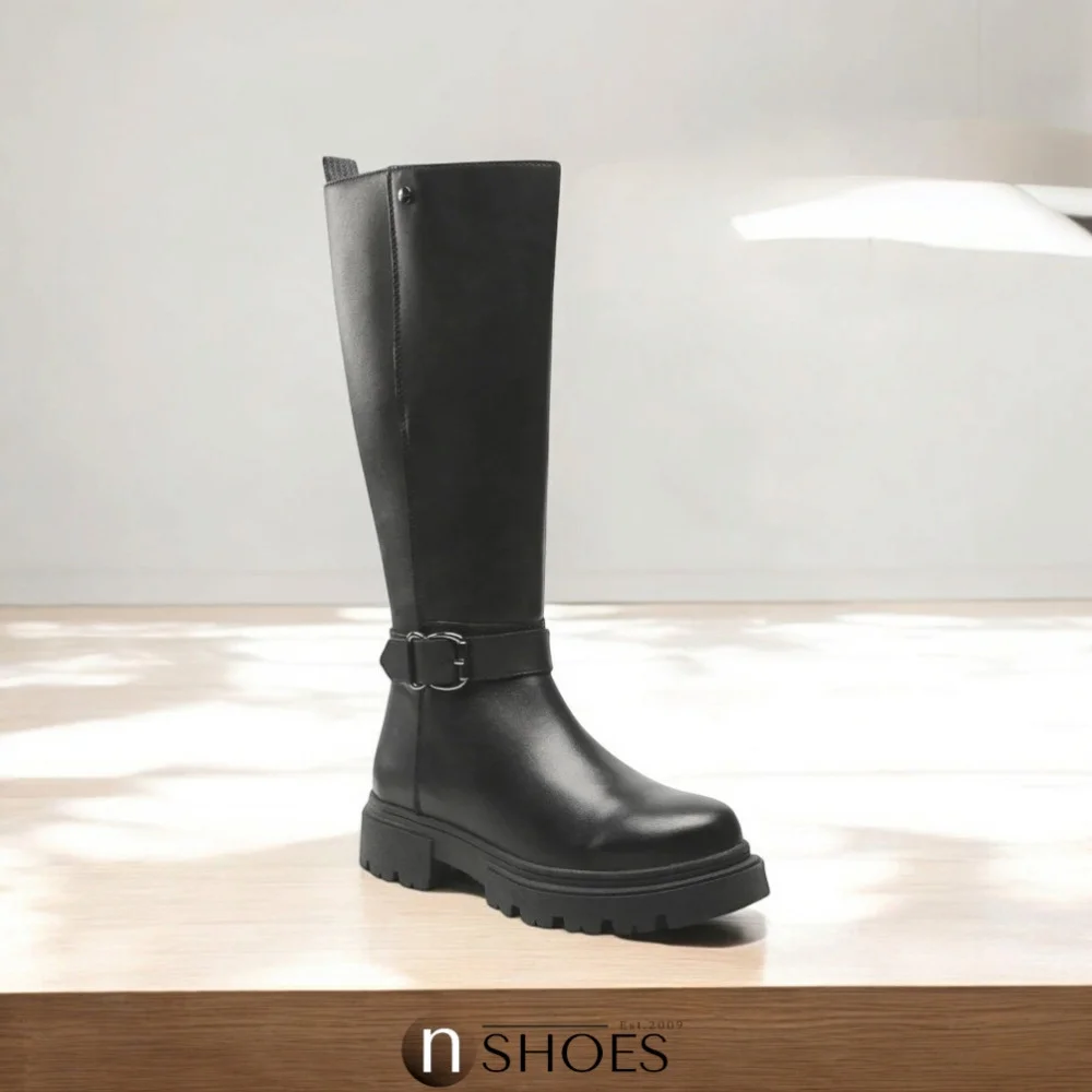 Жіночі чорні шкіряні демісезонні чоботи Lasocki (Польща) модель 5438