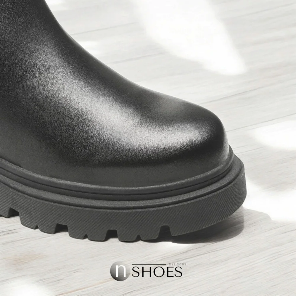 Жіночі чорні шкіряні демісезонні чоботи Lasocki (Польща) модель 5438