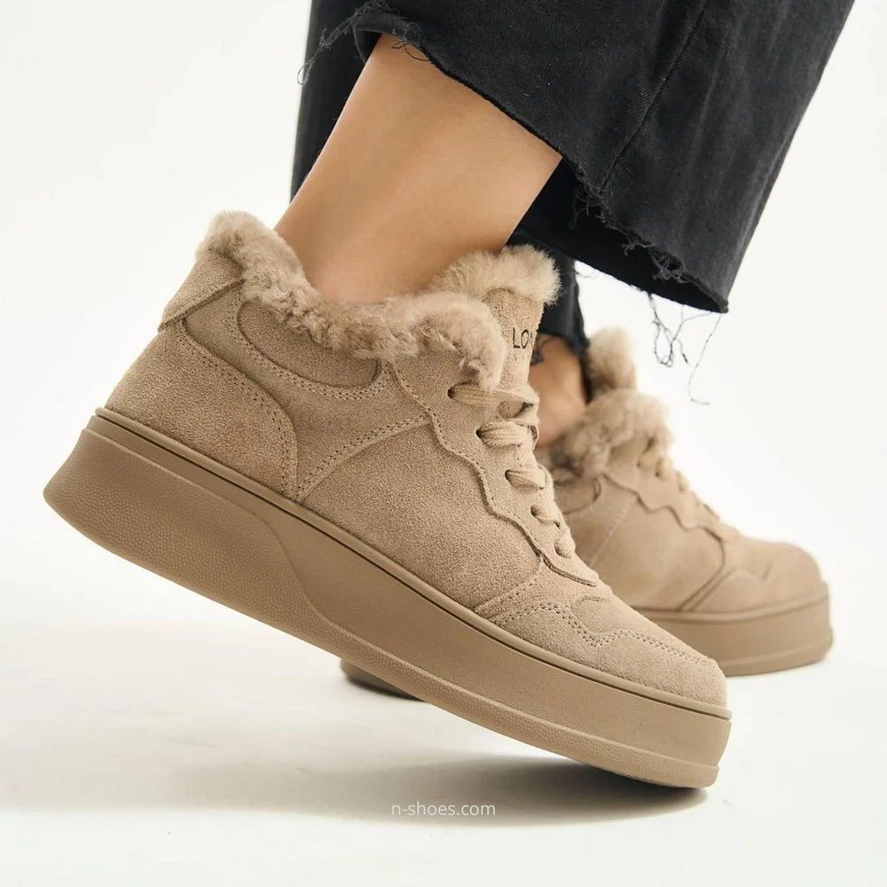 Женские зимние ботинки Lonza модель 5477