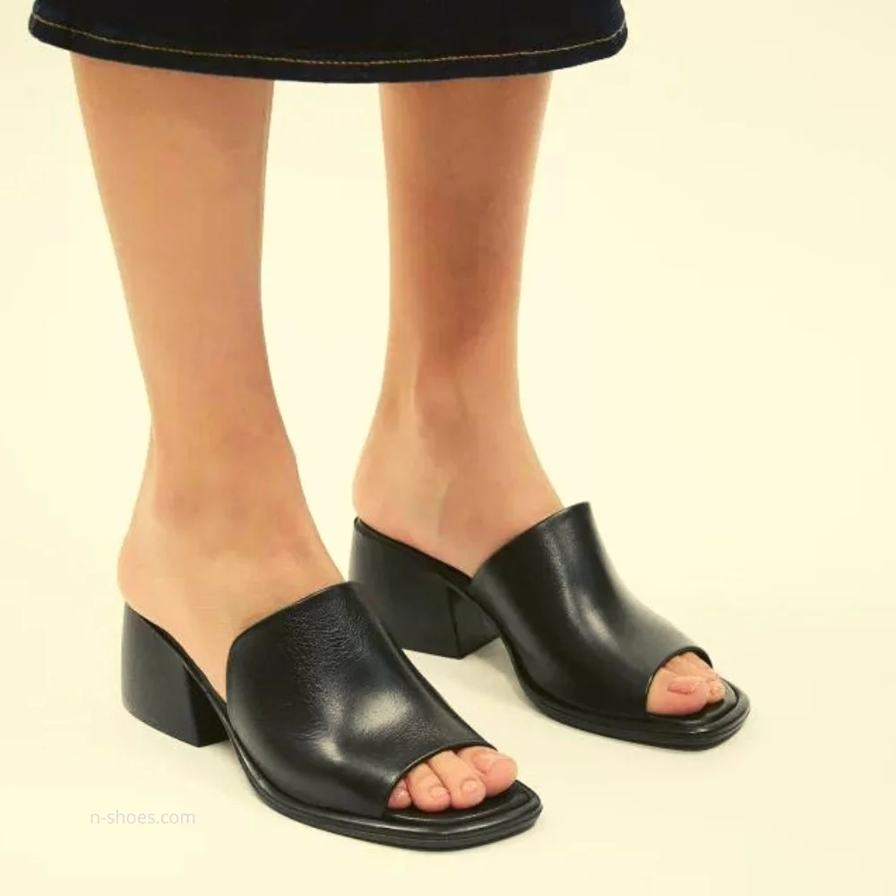 Жіночі шкіряні сабо на підборах Fabio Monelli модель 5614