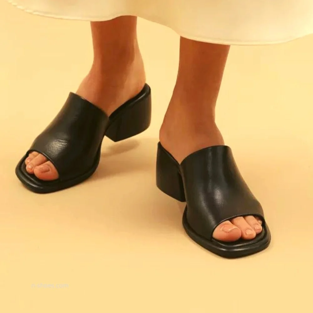 Жіночі шкіряні сабо на підборах Fabio Monelli модель 5614