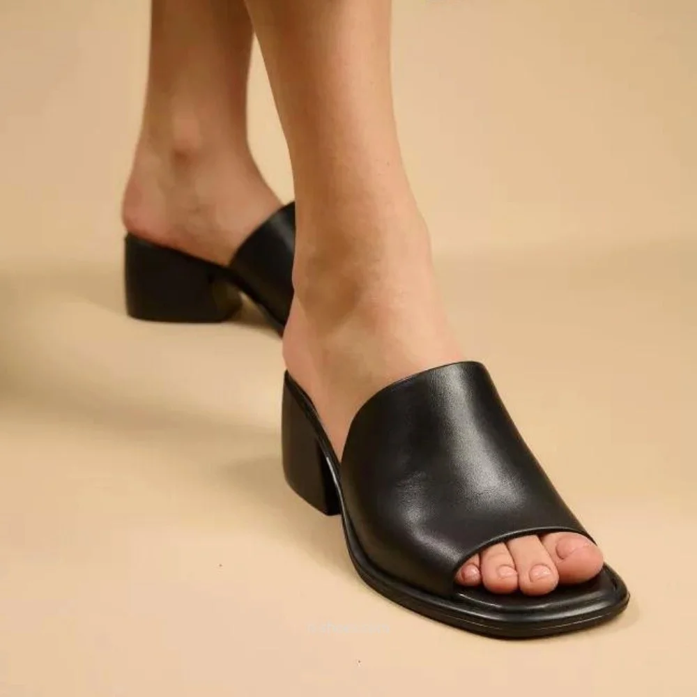 Жіночі шкіряні сабо на підборах Fabio Monelli модель 5614