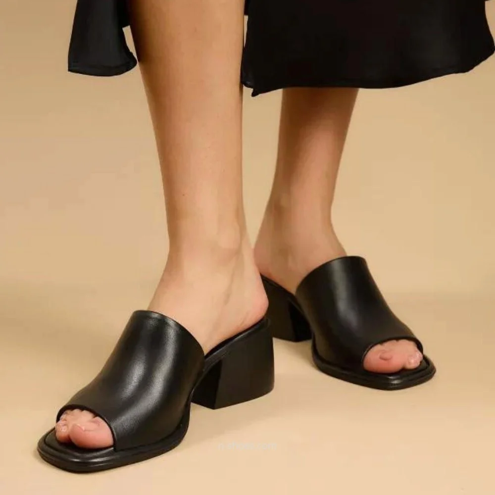 Жіночі шкіряні сабо на підборах Fabio Monelli модель 5614