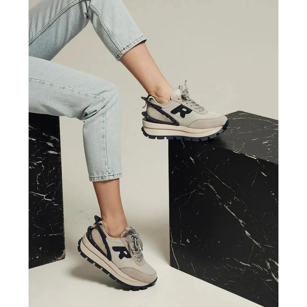 Жіночі демісезонні шкіряні кросівки Lonza 185846 a09-23111 grey