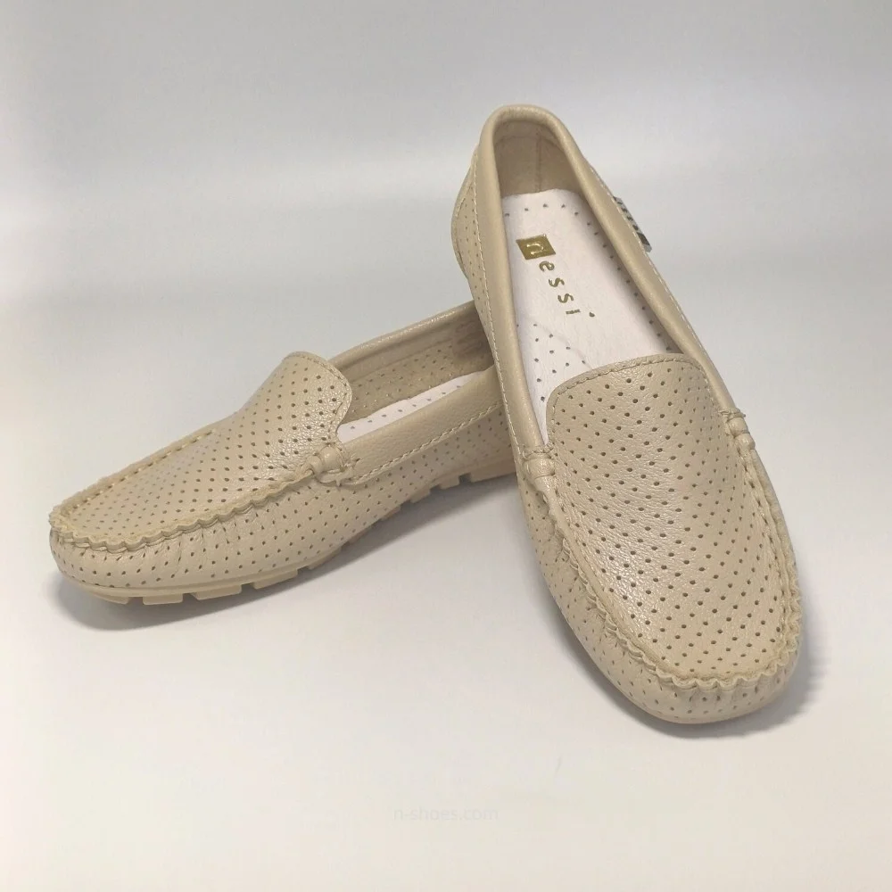 Женские кожаные мокасины с перфорацией Nessi (EU) модель 171145 416 5646