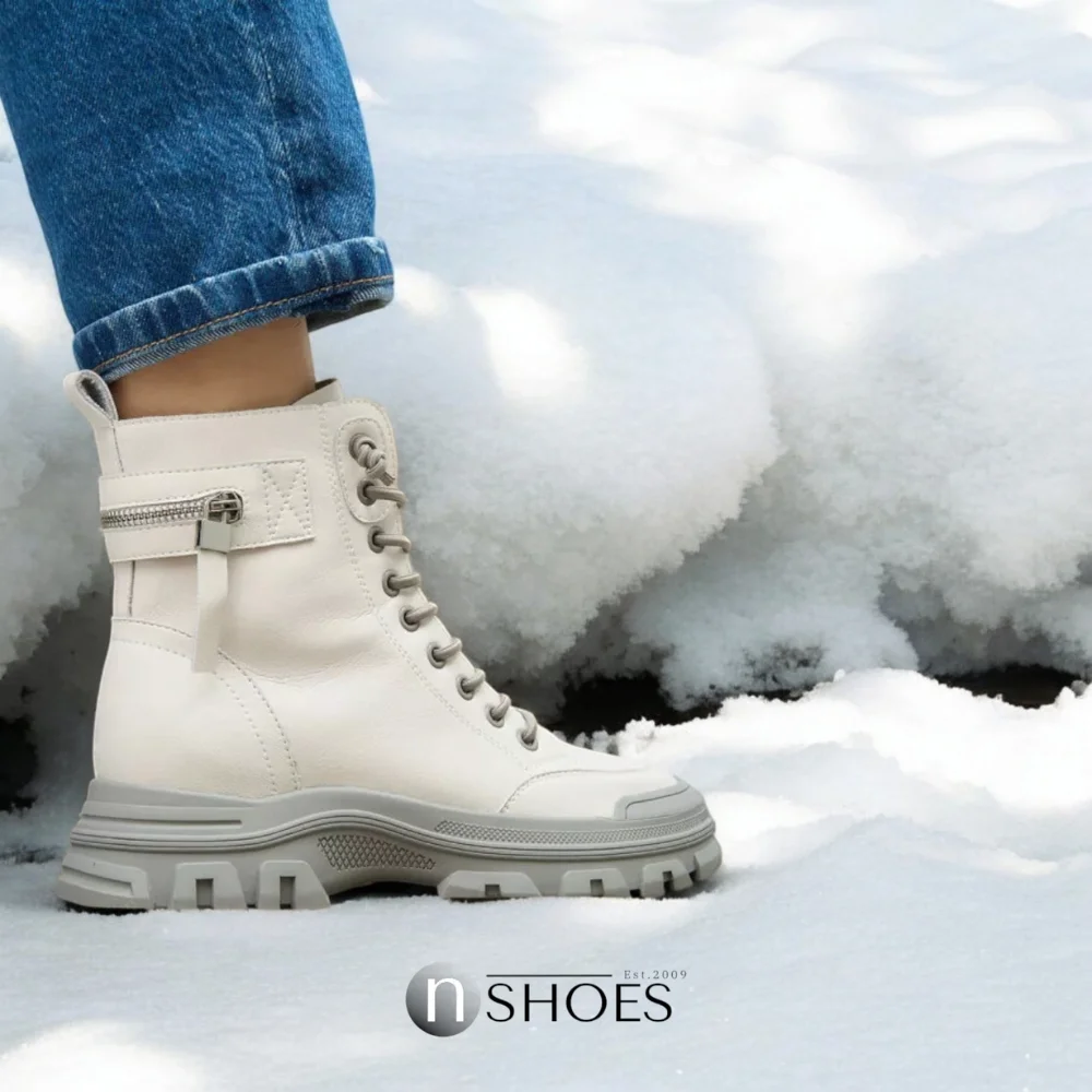 Женские светлые зимние ботинки ALLSY Lonza из натуральной кожи модель 5689