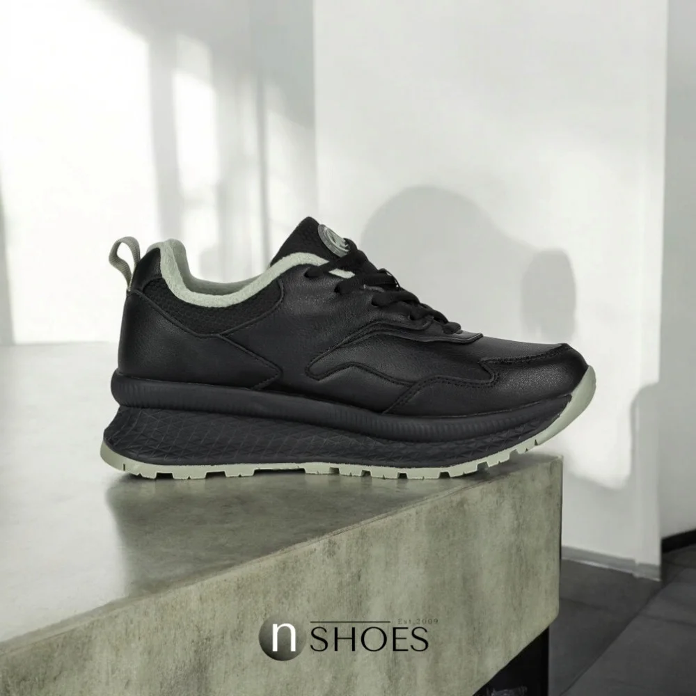 Женские черные кожаные демисезонные кроссовки GRUNBERG 148568-26-03E 5722 с флисовым утеплением