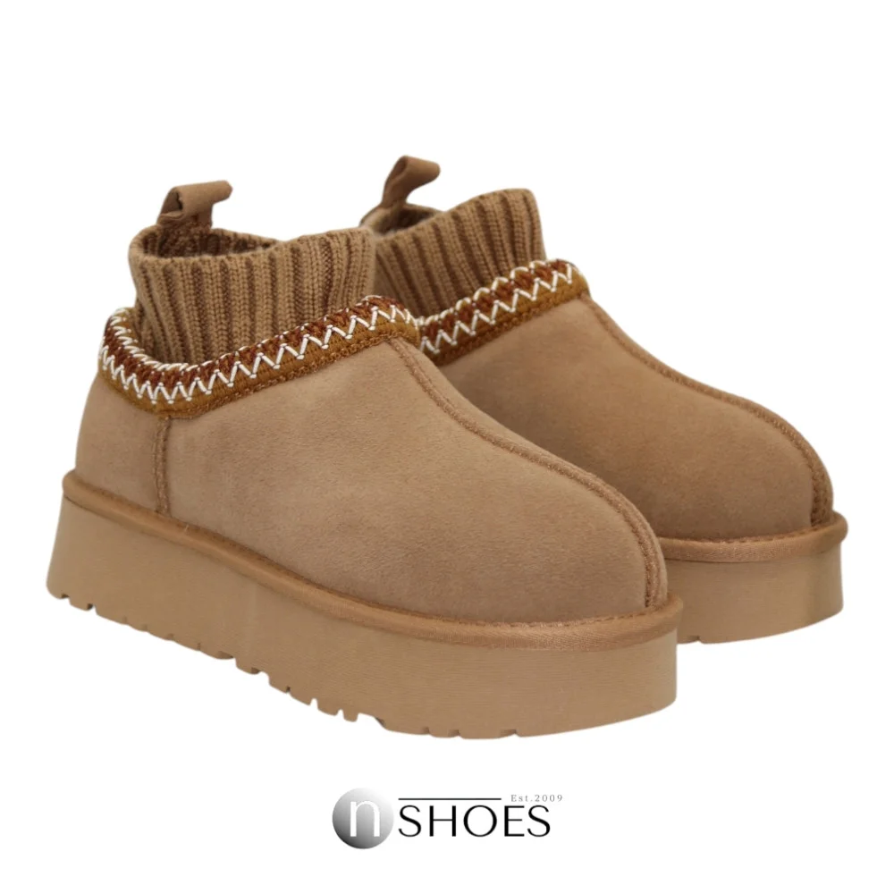 Замшеві жіночі сноубутси з вишиванкою ALLSY Lonza 192424 модель 5738