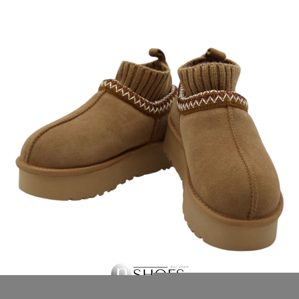 Замшеві жіночі сноубутси з вишиванкою ALLSY Lonza 192424 модель 5738