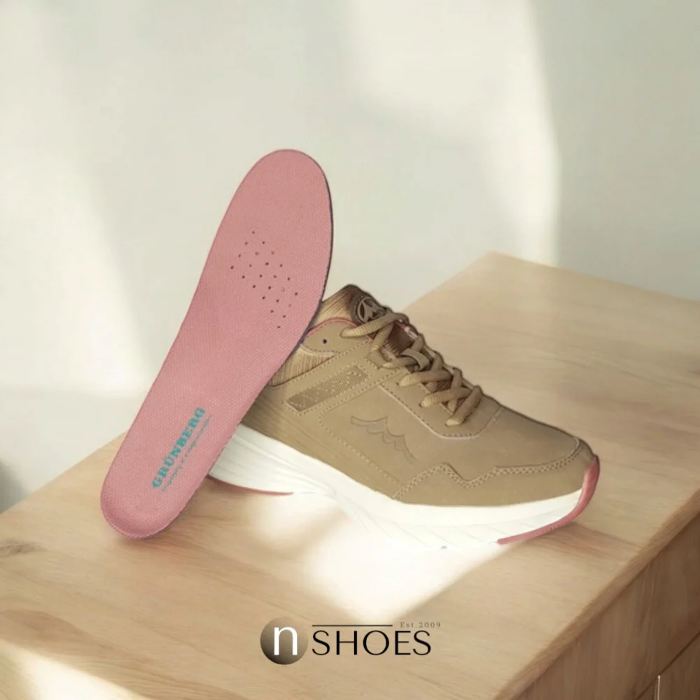 Жіночі бежеві кросівки GRUNBERG (Італія) модель 5745