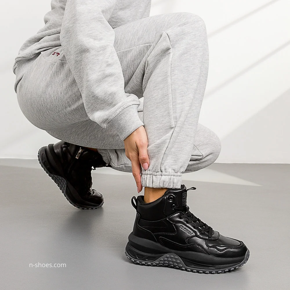 Жіночі зимові шкіряні кросівки CROSBY (Велика Британія) модель 5752