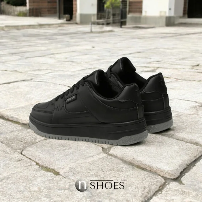 Жіночі чорні кросівки Big Star Shoes MM274353 модель 5777