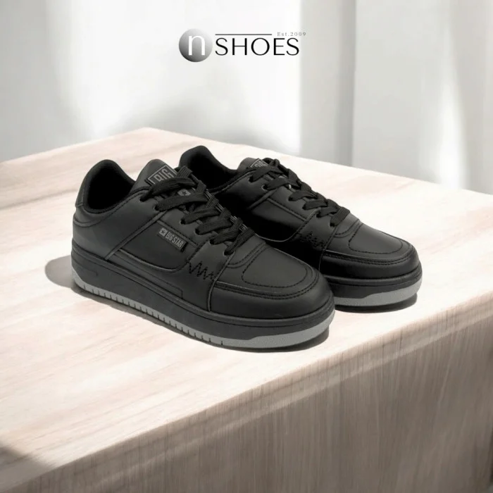 Жіночі чорні кросівки Big Star Shoes MM274353 модель 5777