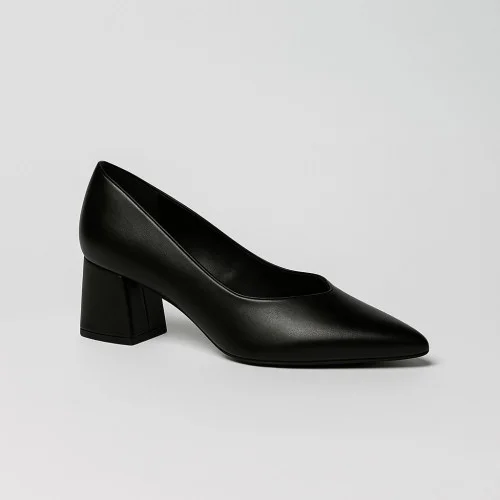 Women's black classic pumps Kaniowski k 0922-0683 5840 made of genuine leather with a 3 cm heel from a Polish manufacturer
