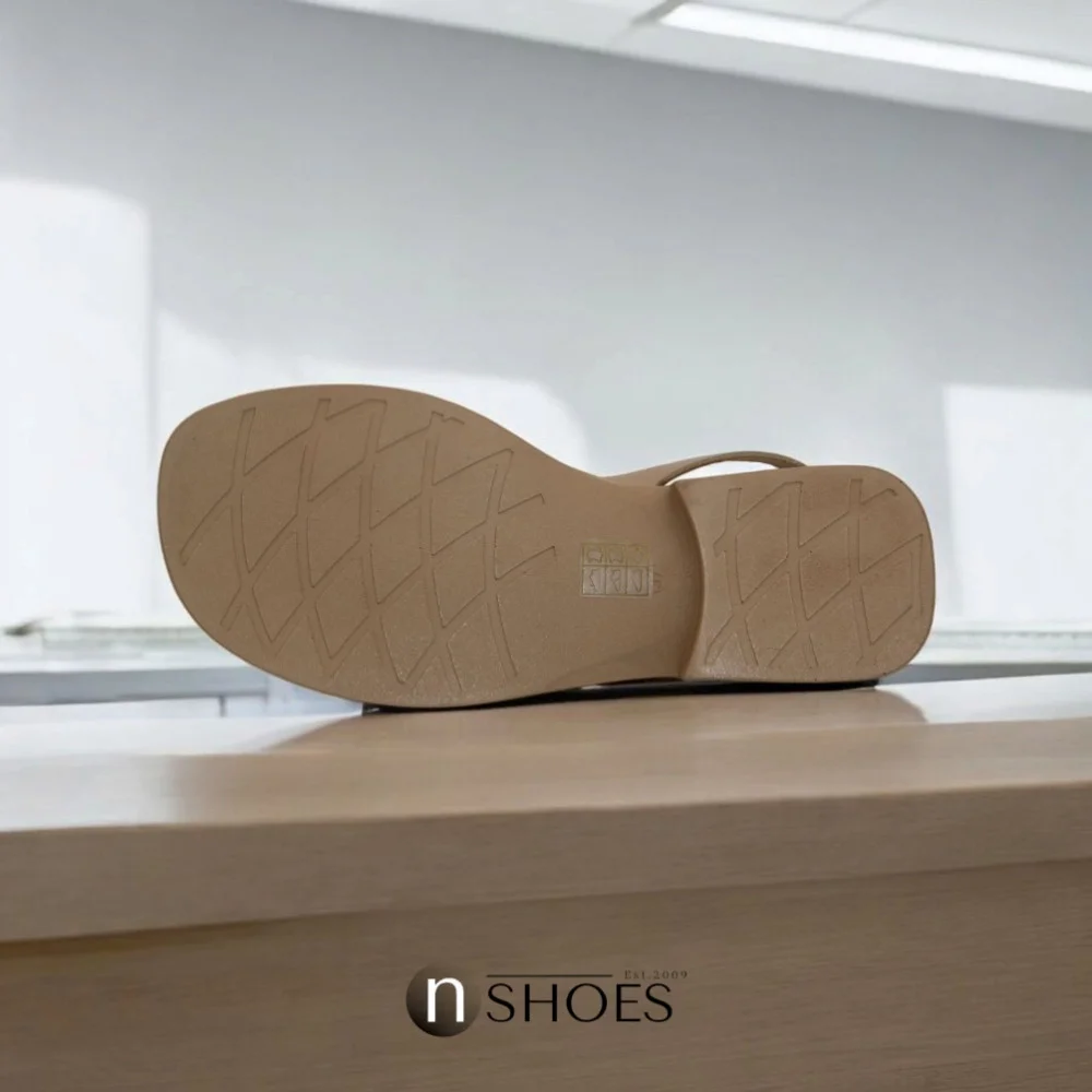 Women's beige sandals Fabio Monelli Roxana Beige model 5844