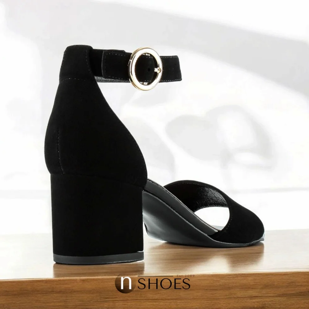 Women's suede sandals with medium heels SALA (Poland) model 5864