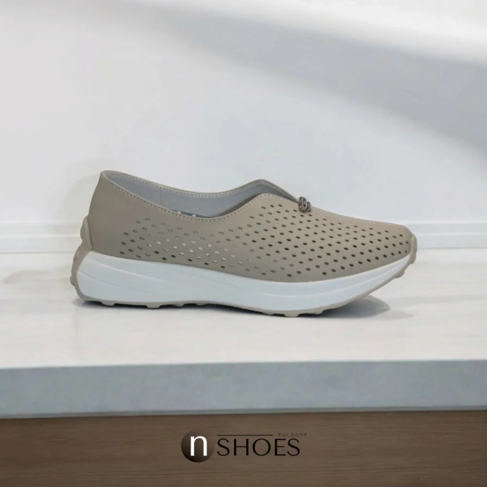 Женские комфортные кожаные мокасины с перфорацией Allsy модель 5871