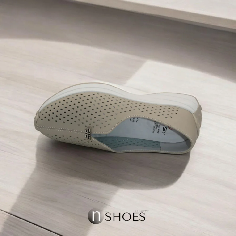 Женские комфортные кожаные мокасины с перфорацией Allsy модель 5871