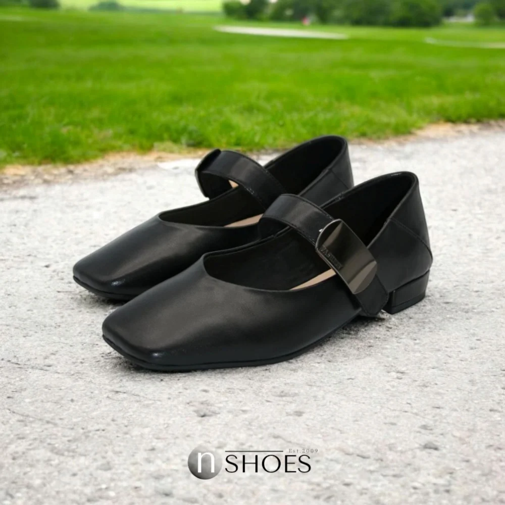 Women's shoes with strap Fabio Monelli model 5887