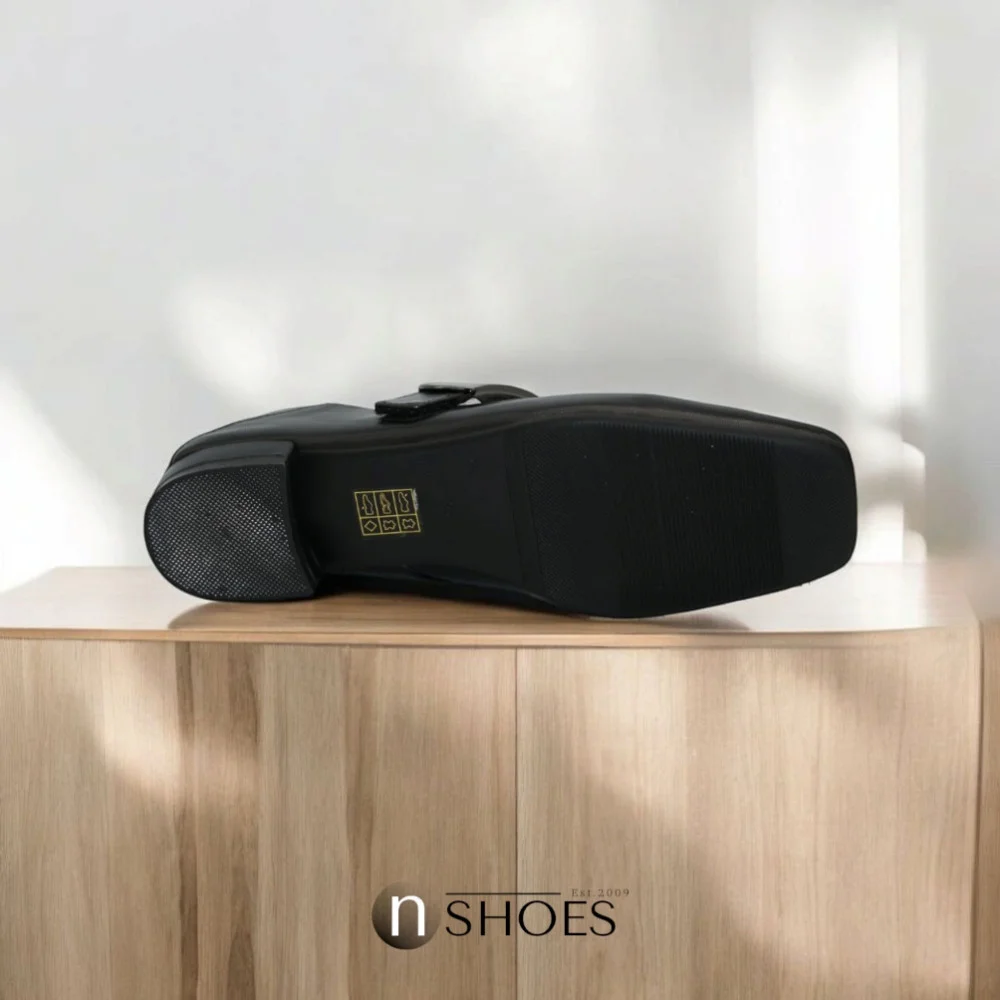 Women's shoes with strap Fabio Monelli model 5887