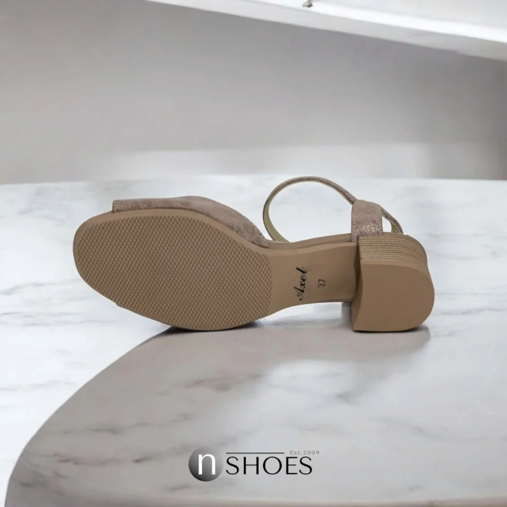 Женские босоножки на устойчивом каблуке Axel (Польша) модель 5891