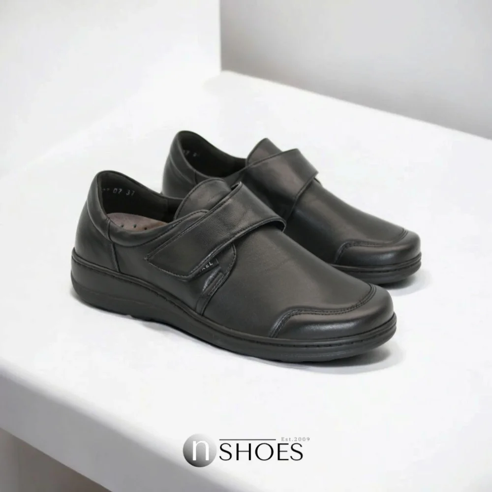 Жіночі туфлі на липучці Axel (Польща) модель 5895