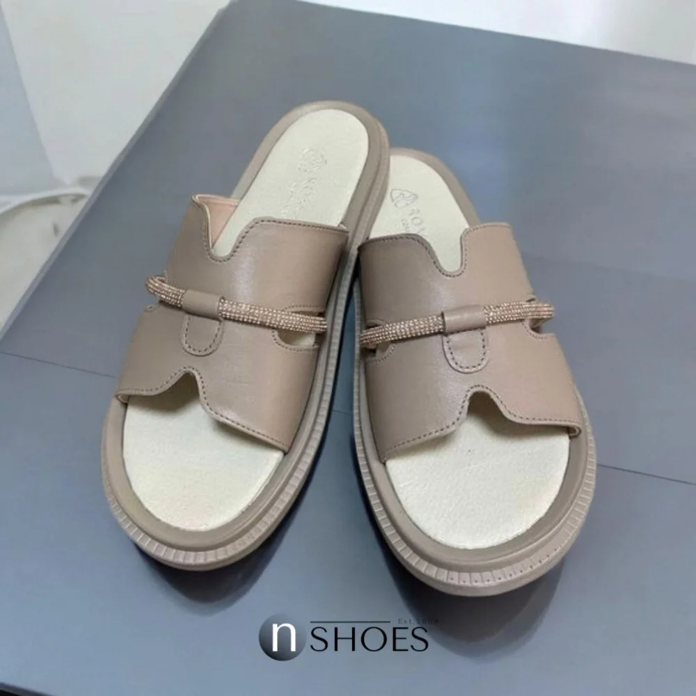 Жіночі шкіряні шльопанці Romax Comfort модель 5905