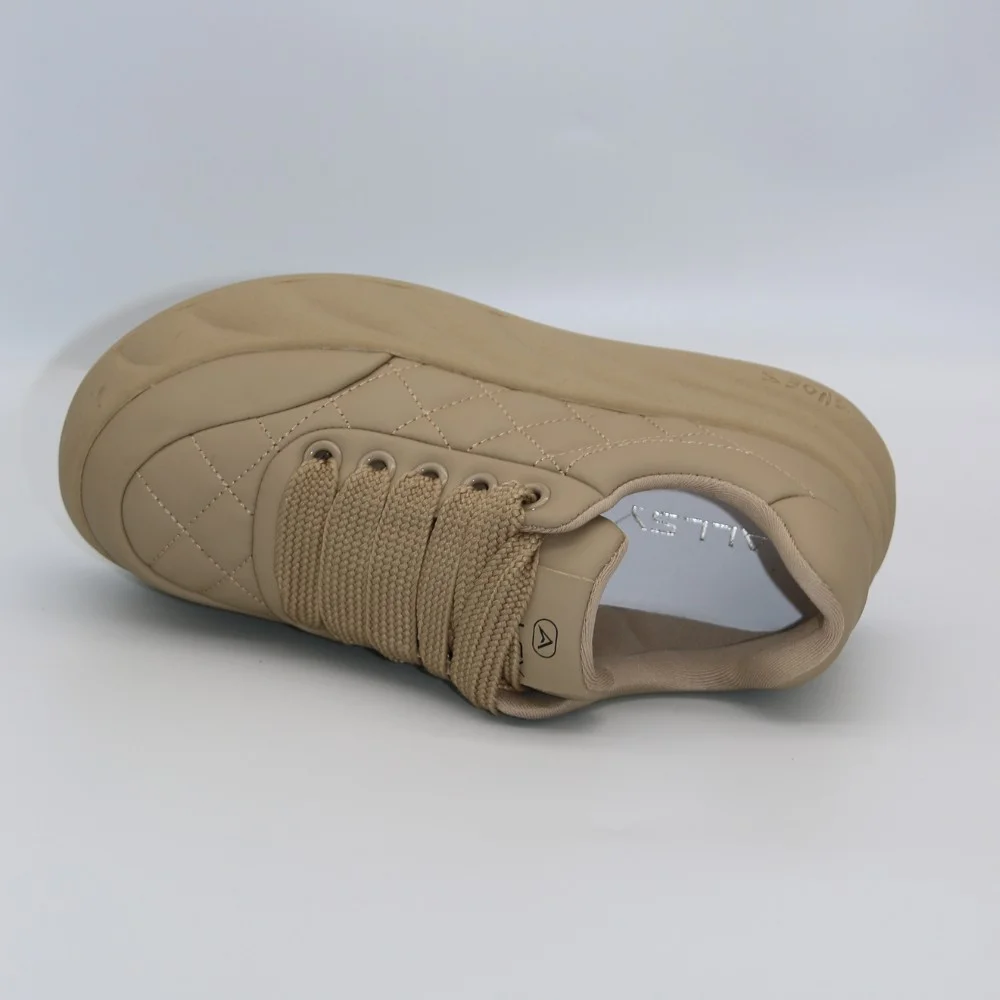 Женские бежевые кроссовки Allsy Lonza модель 5934