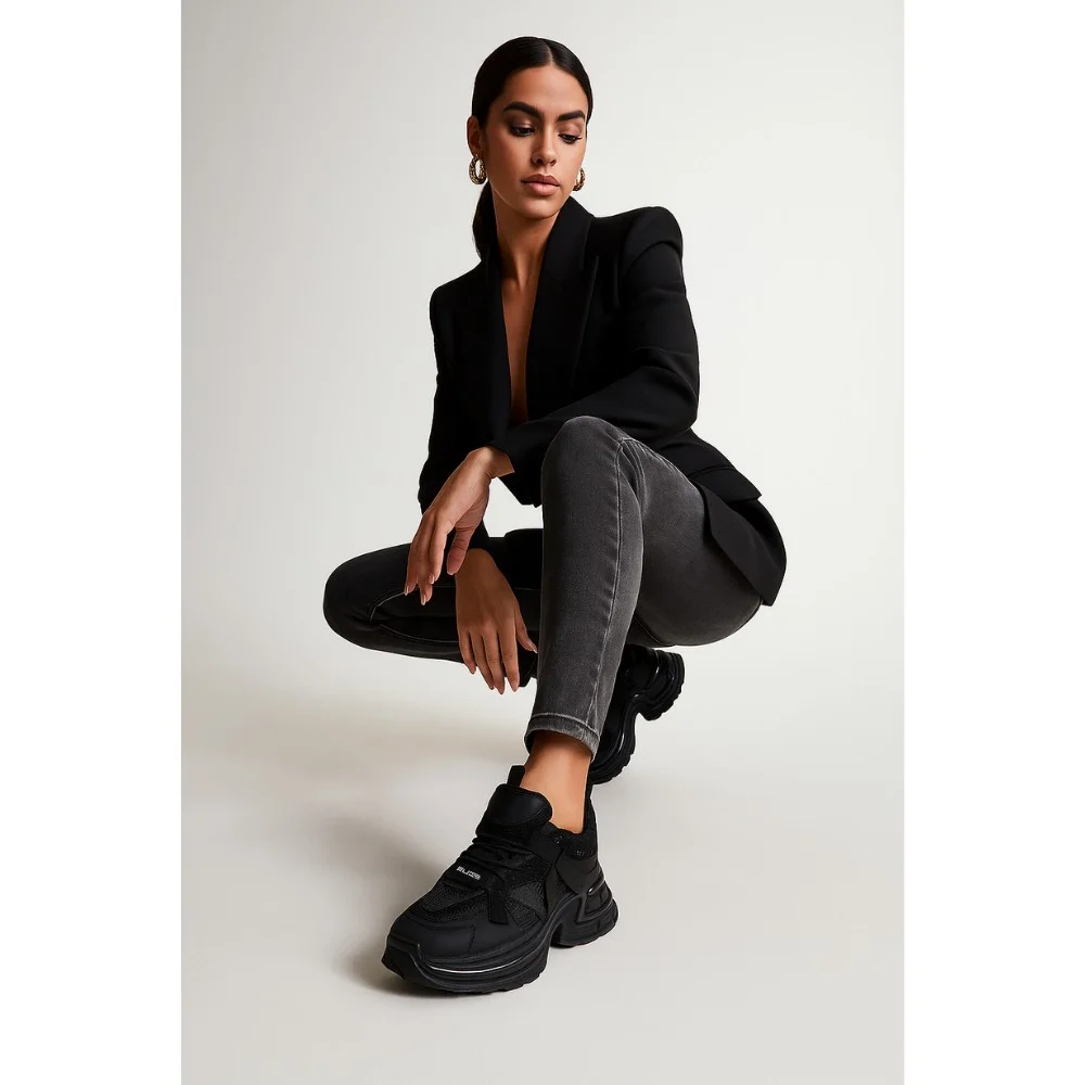 Жіночі кросівки Allsy Lonza black модель 5939