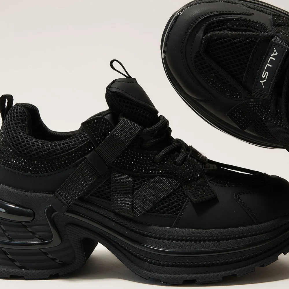 Жіночі кросівки Allsy Lonza black модель 5939