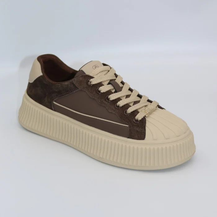 Lonza 212523 Sneakers: Style and Comfort in Every Step