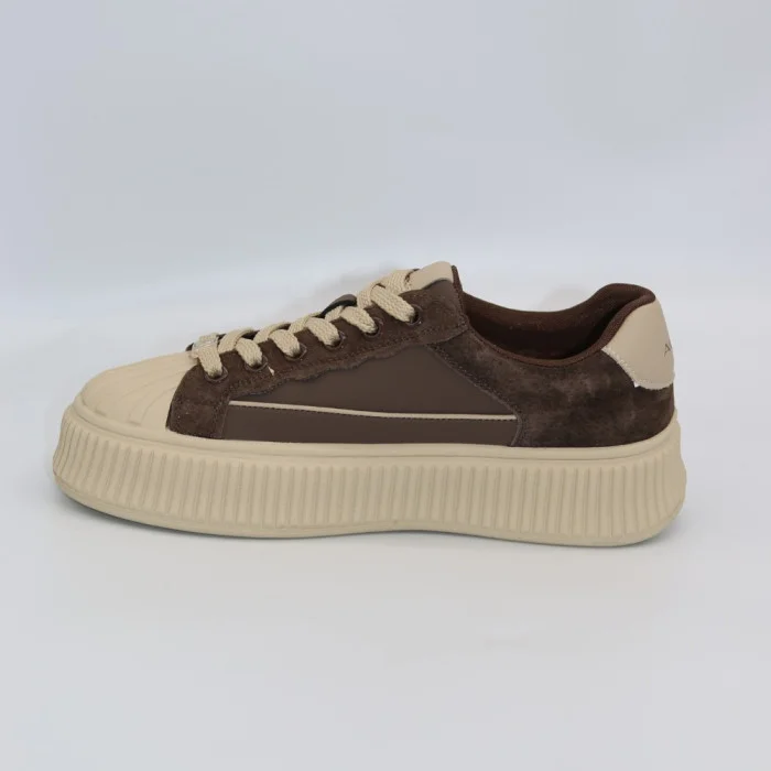 Lonza 212523 Sneakers: Style and Comfort in Every Step