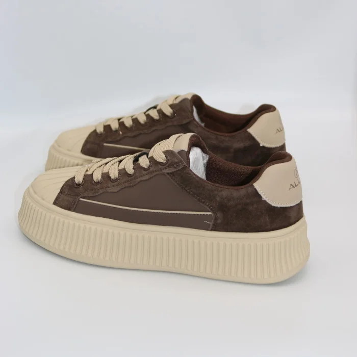 Lonza 212523 Sneakers: Style and Comfort in Every Step