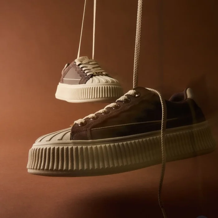 Lonza 212523 Sneakers: Style and Comfort in Every Step