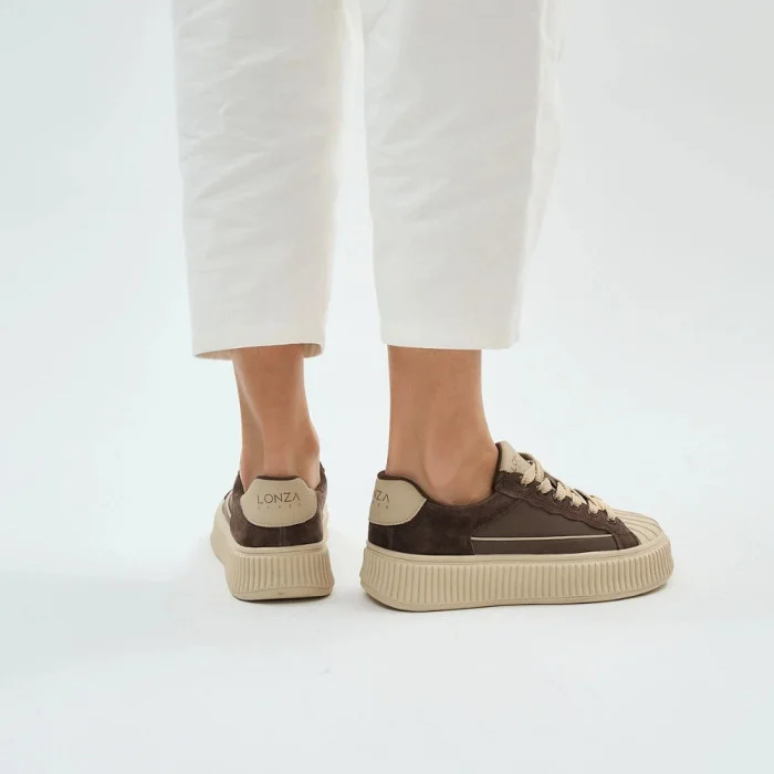 Lonza 212523 Sneakers: Style and Comfort in Every Step
