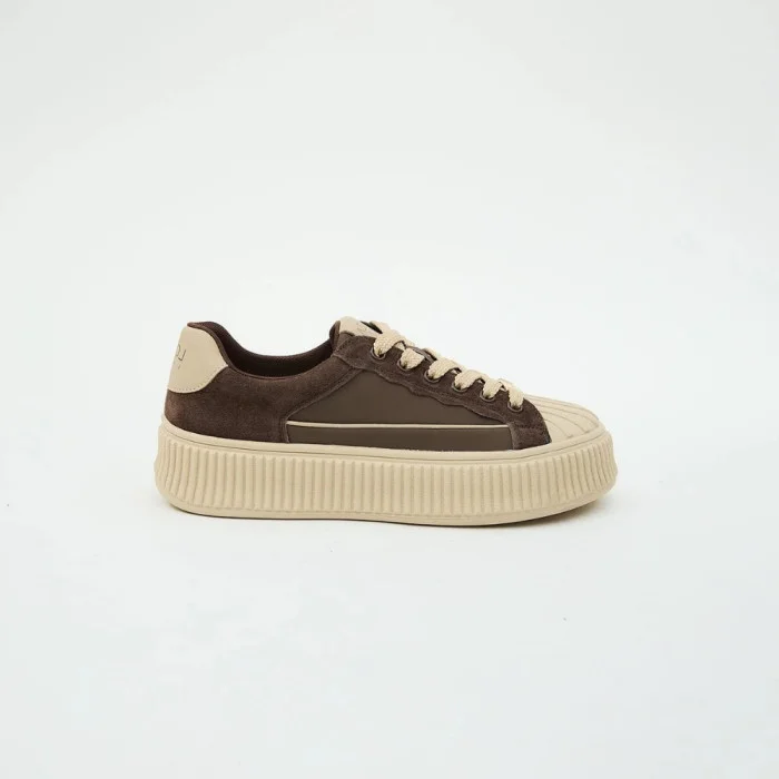 Lonza 212523 Sneakers: Style and Comfort in Every Step
