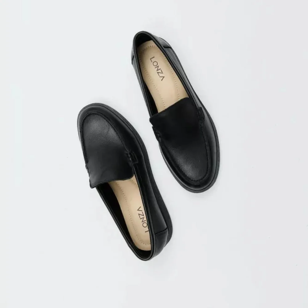 Чорні жіночі шкіряні туфлі Allsy Lonza модель 5953