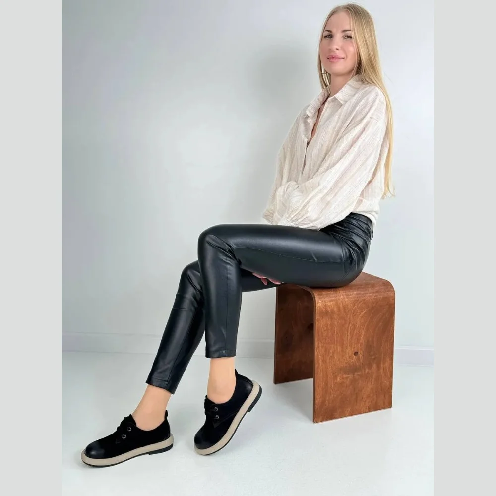 Women's shoes Allsy Lonza Black model 5981