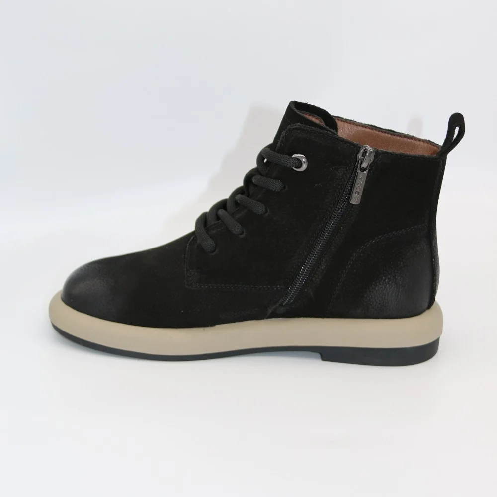 Жіночі демісезонні ботинки Allsy Lonza 204022 з натурального нубуку модель 5988