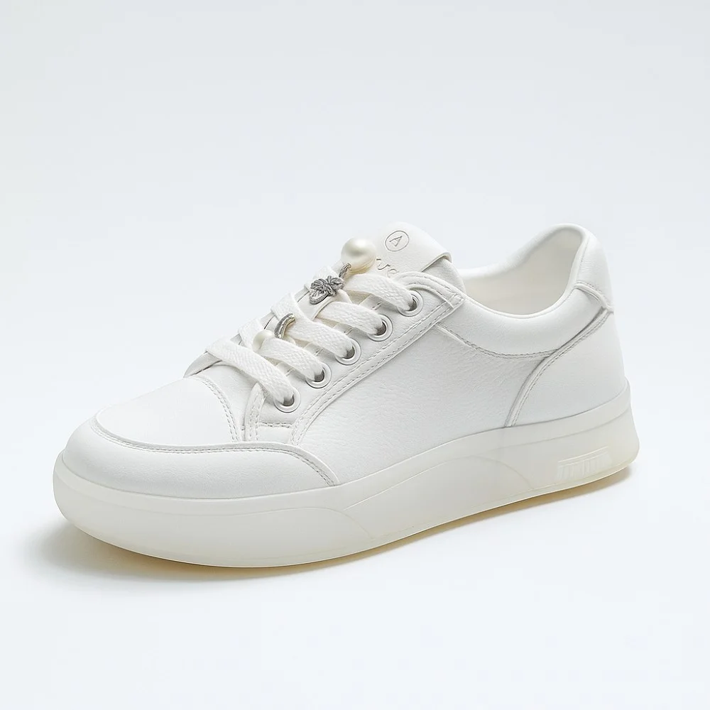 Women’s white leather Allsy Lonza sneakers 204455 204456 6010 with pearl detail