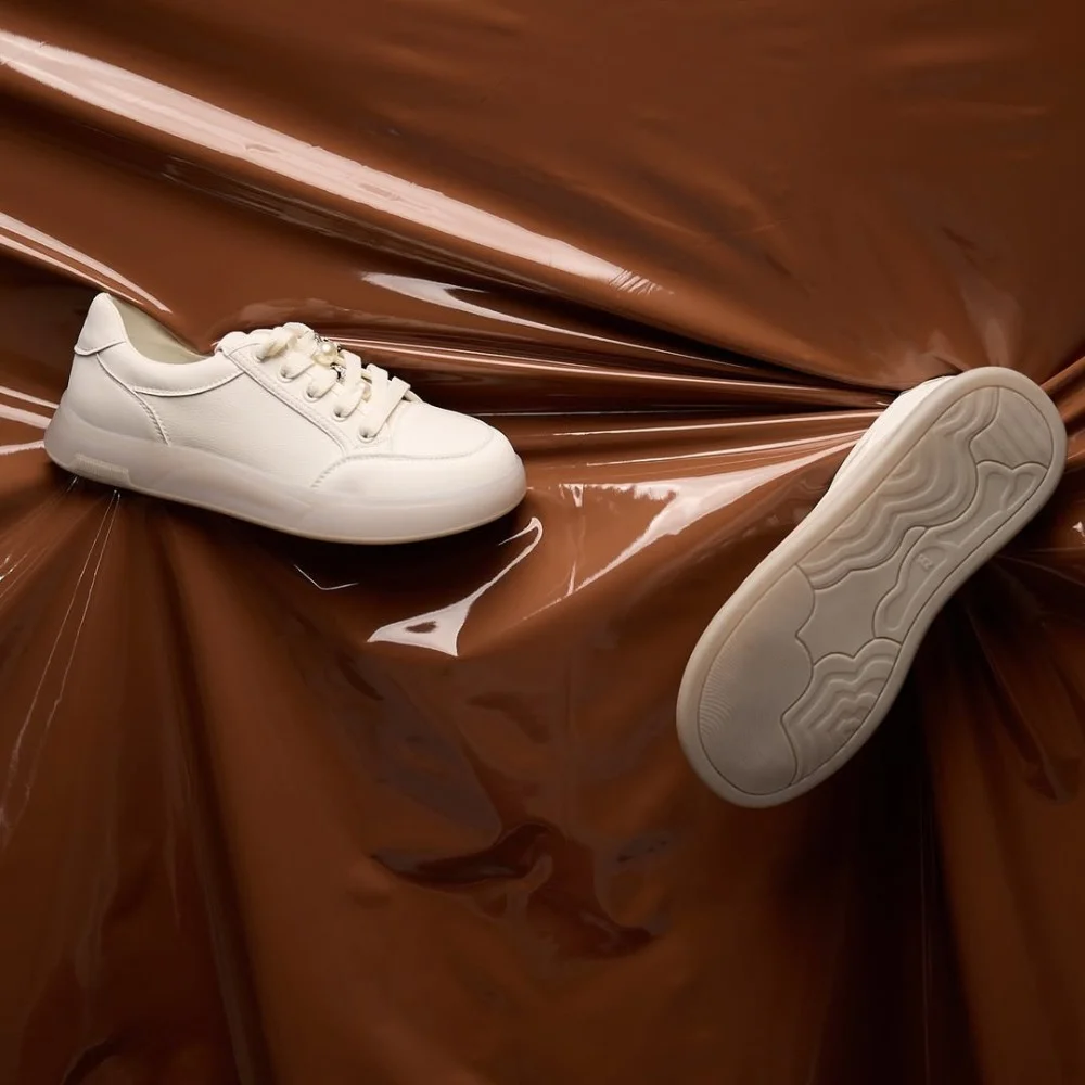 Women’s white leather Allsy Lonza sneakers 204455 204456 6010 with pearl detail