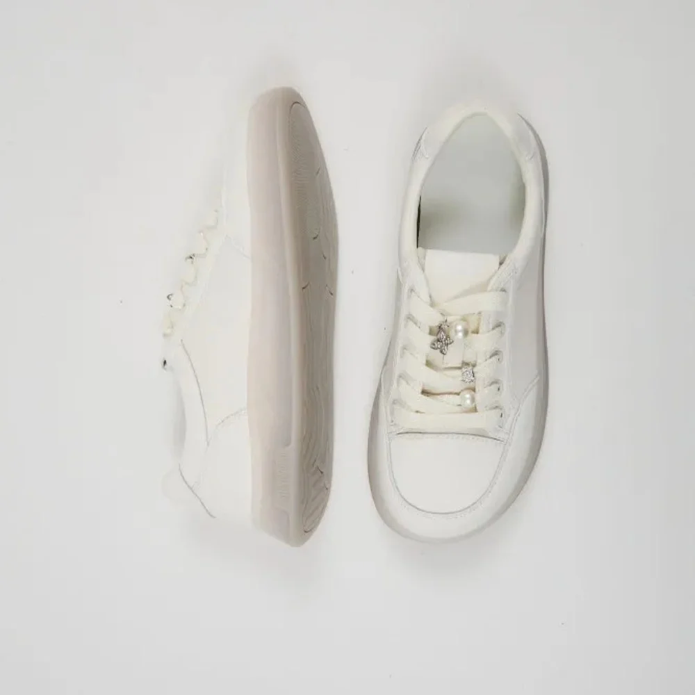 Women’s white leather Allsy Lonza sneakers 204455 204456 6010 with pearl detail