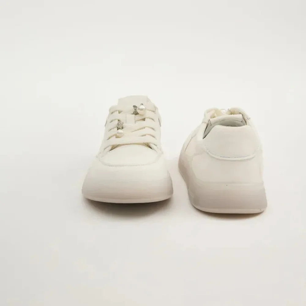 Women’s white leather Allsy Lonza sneakers 204455 204456 6010 with pearl detail